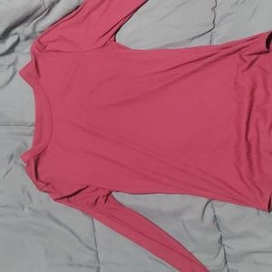 Long sleeve ribbed maroon shirt